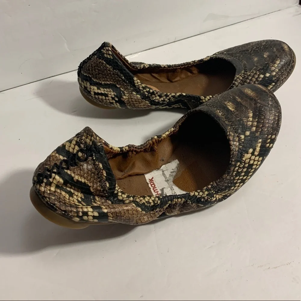 Lucky Brand animal print ballet flats shoes 7M